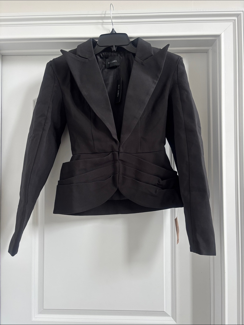PrettyLittleThing Black Structured Peplum Blazer